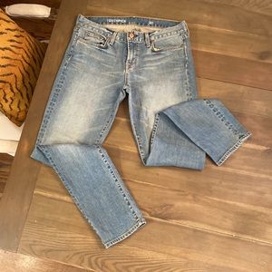 JCREW Women’s toothpick jeans. Light wash. Slim fit. Mid-rise Size 30. NWOT